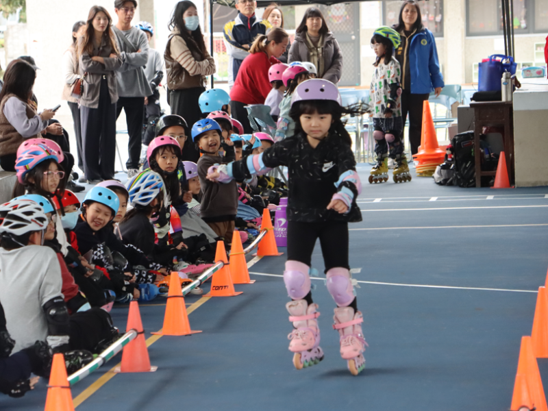 中城國小首辦「中城盃」直排輪賽 幼兒到高年級同場競速